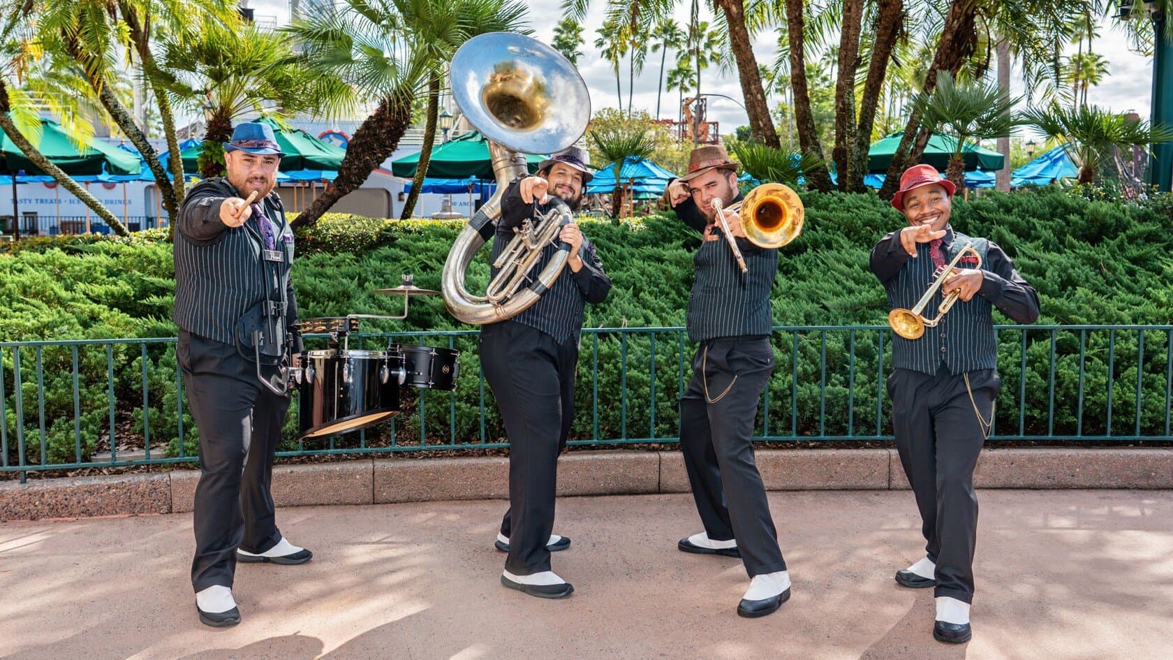 Hollygroove Swingin’