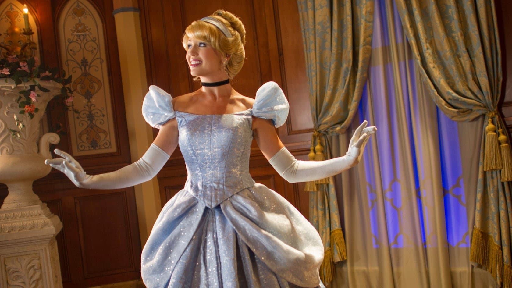 Meet Cinderella and a Visiting Princess at Princess Fairytale Hall