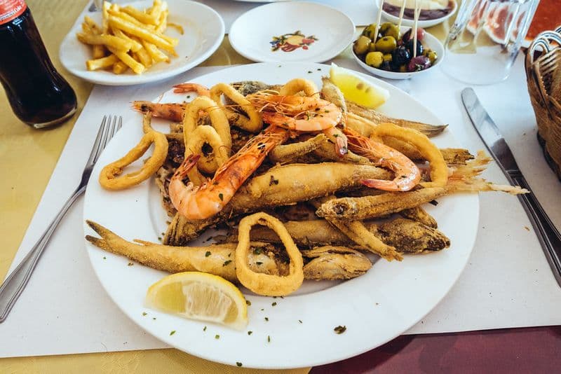 Beer-Battered Fish & Shrimp Platter