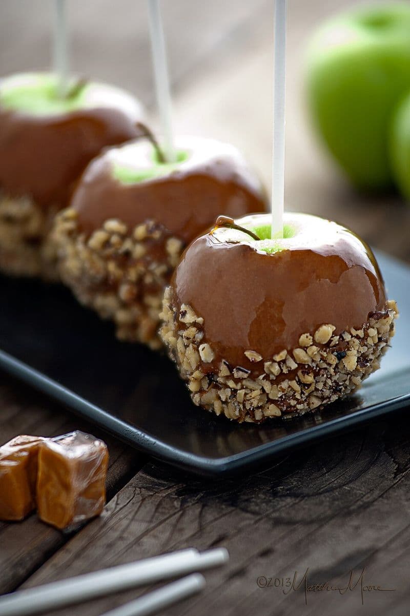 Caramel apples