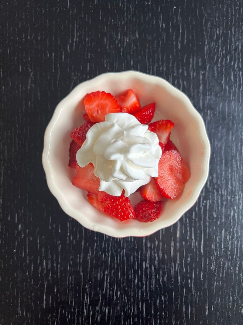 Whipped cream dip