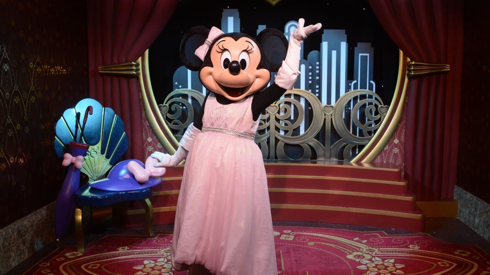 Meet Disney Stars at Red Carpet Dreams
