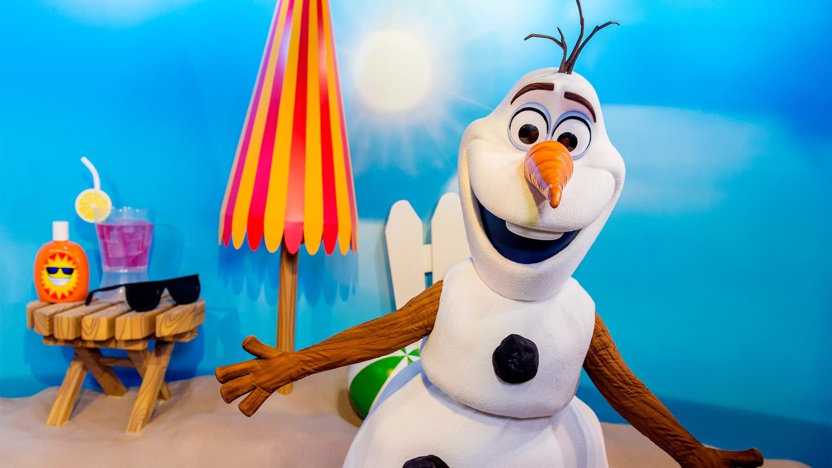 Meet Olaf at Celebrity Spotlight